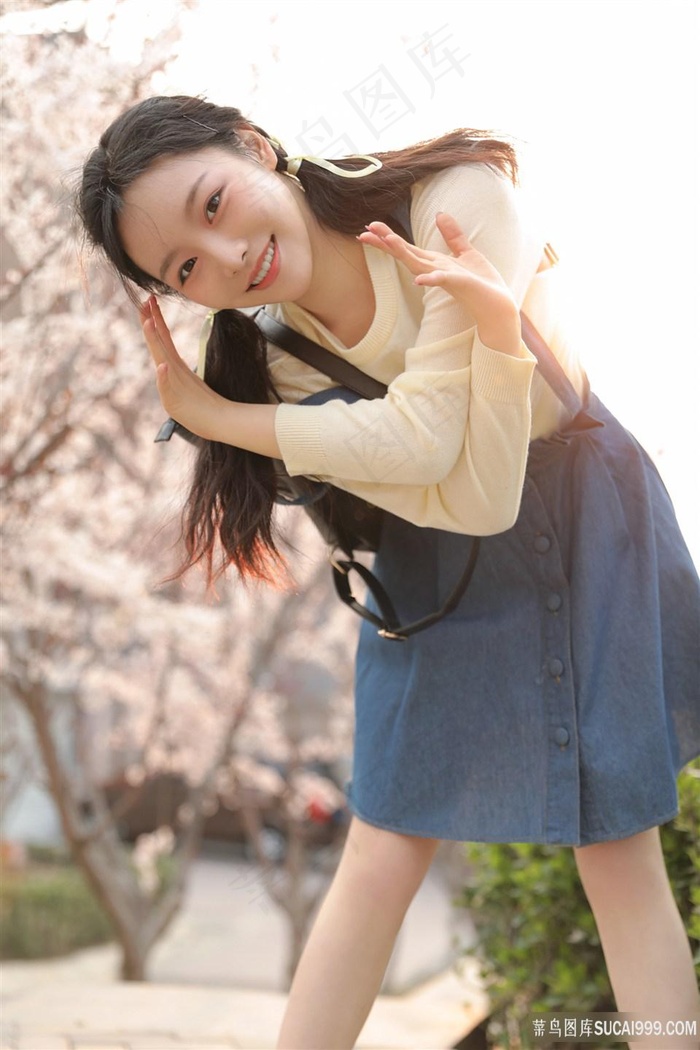 小东西我们两个C你还不够吗