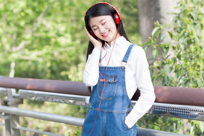 车内玩打扑克又疼又叫