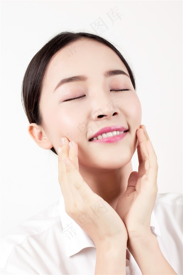 丈夫不在公公迫我