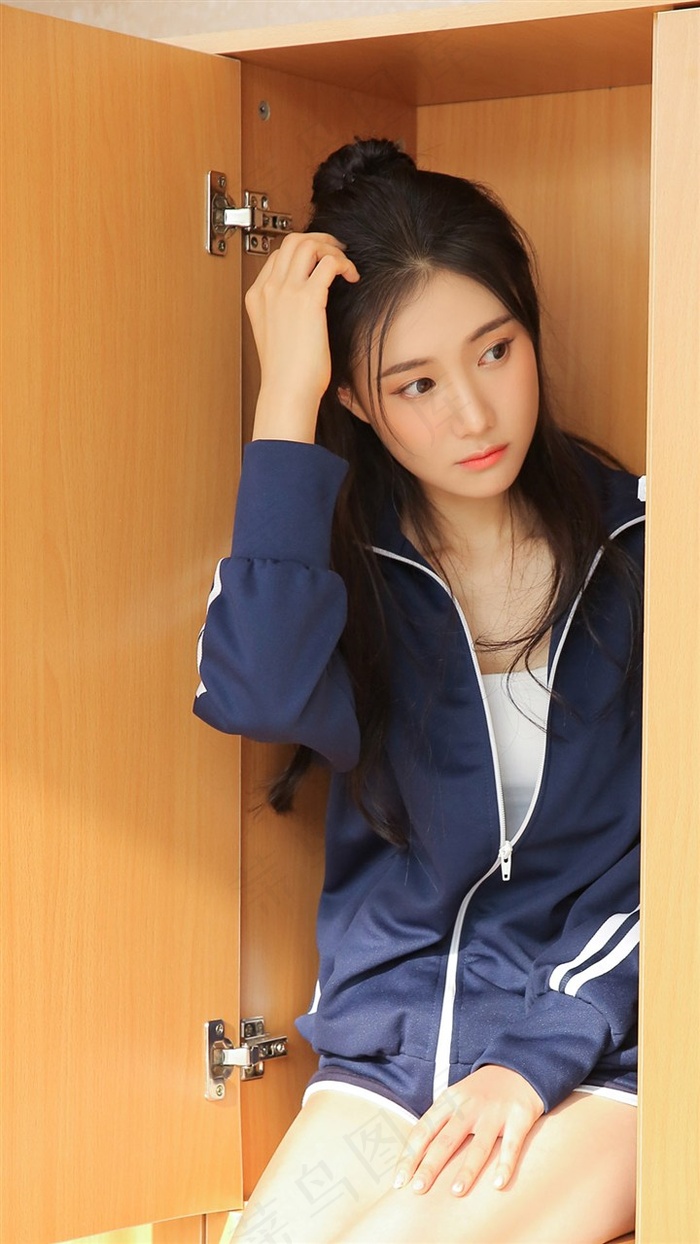 国产无遮挡裸体免费视频**