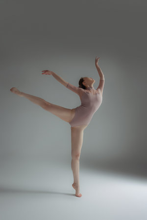 静香被强羞羞漫画网站