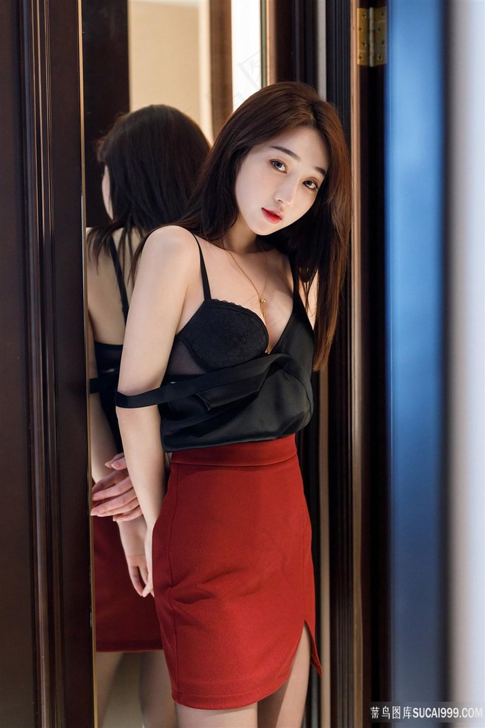 退休老妇让我放进去