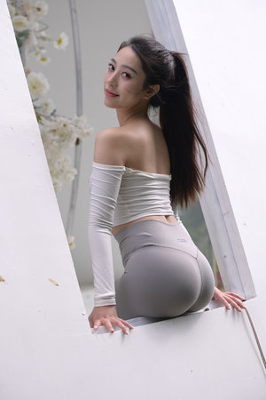 动漫美女和男人动漫