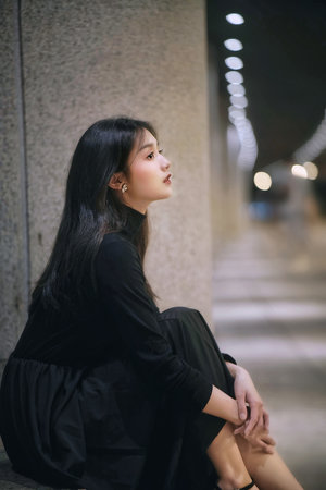 男生蛋蛋伸进女生屁股里面